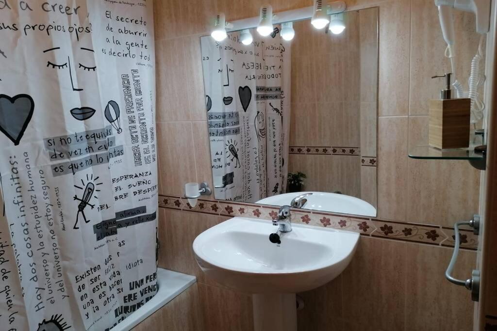 Апартаменты Casa Gisbert Centro Historico Parking Free Картахена Экстерьер фото